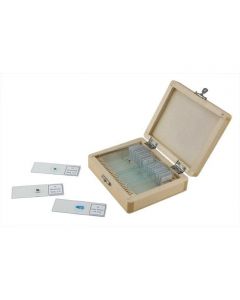 CELESTRON - 25 Piece Prepared Microscope Slide Kit